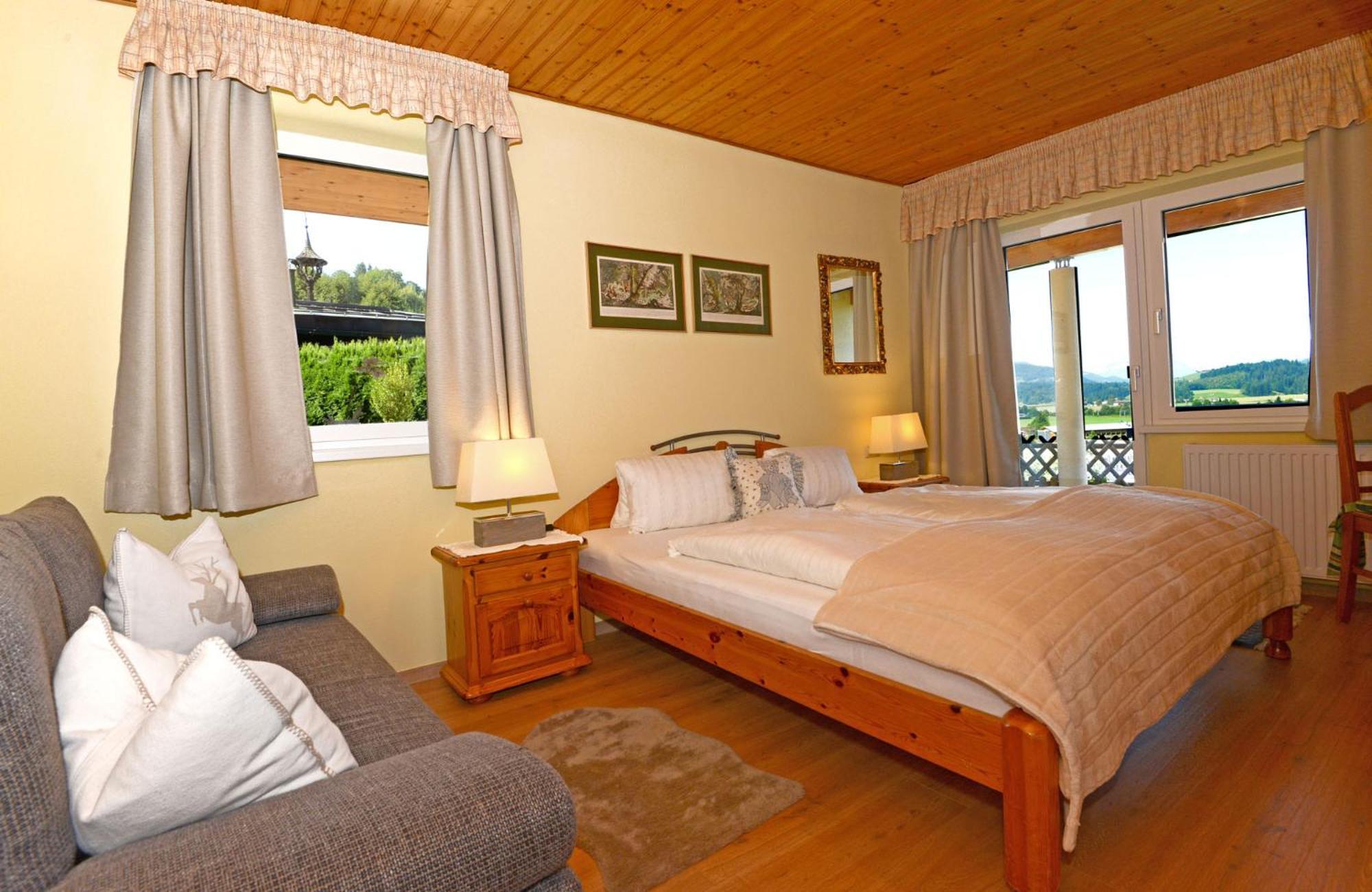 Romantik Aparthotel Sonnleitn Sankt Johann in Tirol Phòng bức ảnh